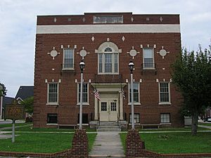 Archivo:Cumberland County Kentucky courthouse