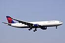 Delta A330-300(N806NW) (3517763019).jpg