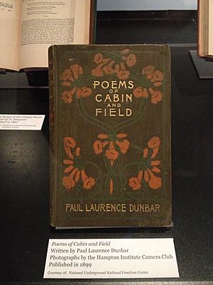 Archivo:Dunbar poems book