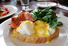 Eggs Benedict with Bacon