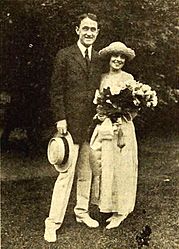 Archivo:Emerson Loos Wedding 1919