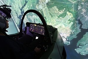 Archivo:F-35 training system, logistic system ready for operations 150630-M-EG514-000