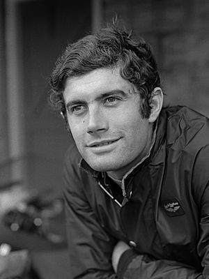 Archivo:Giacomo Agostini (1968)