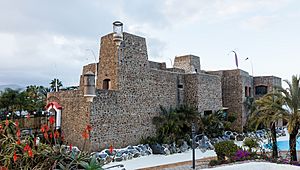 Archivo:Gran Casino, Ceuta, España, 2015-12-10, DD 50
