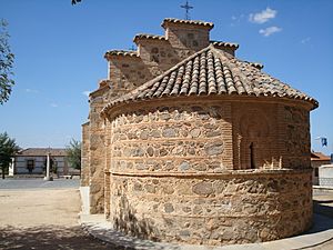Archivo:Guadamur ermita ábside1