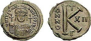 Archivo:Half follis-Justinian I-sb0165
