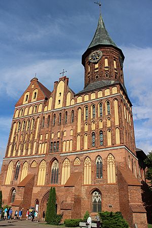 Archivo:Königsberg Cathedral 20180811-1