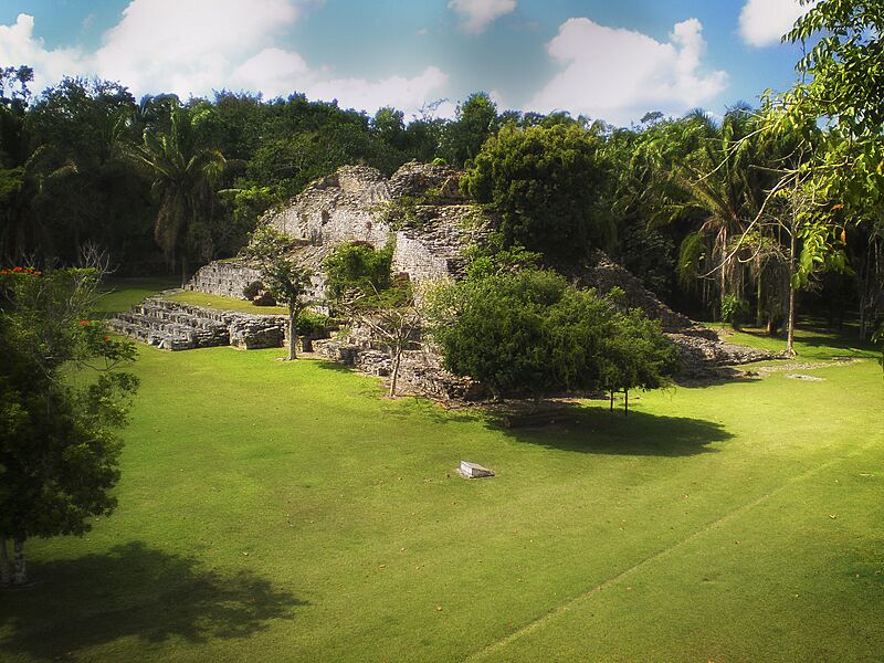 Kohunlich Basamento piramidal Maya