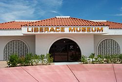 Archivo:Liberace Museum
