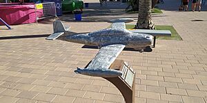 Archivo:MAT - HA-200 Saeta