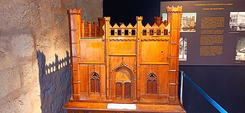 Maqueta de la lonja