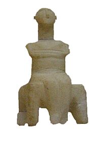 Archivo:Marmoridol aus Tekes