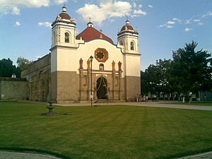 Archivo:Parroquia de San Bartolo Coyotepec