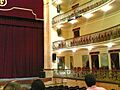 Parte del patio de butacas y palco de platea del Teatro Leal