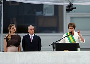 Archivo:Posse Dilma 2010 9