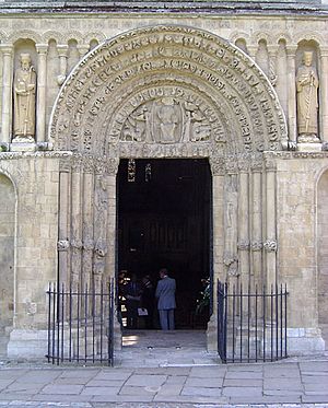 Archivo:Rochester cathedral doorway
