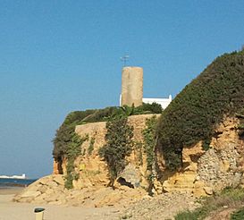 Torre Bermeja, playa de la barrosa, chiclana de la frontera (cropped).jpg