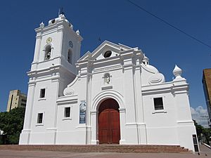 Archivo:2018 Santa Marta (Colombia) - Centro Histórico, Catedral Basílica