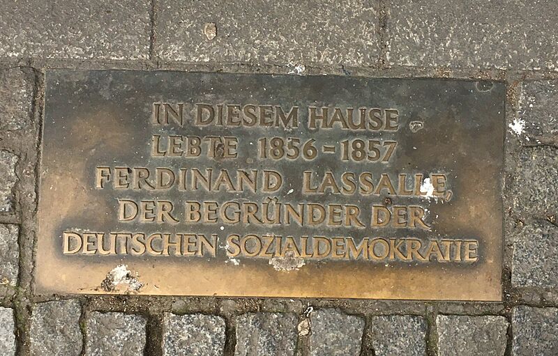 2020-02-16-Düsseldorf-Friedrichstadt-Friedrichstrasse-zugeschnitten