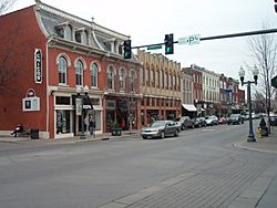 Archivo:4th ave main street historic franklin tennessee 2010