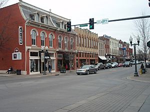 Archivo:4th ave main street historic franklin tennessee 2010