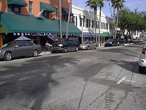 Archivo:ClematisStWPB500block