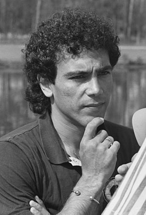 Archivo:Hugo Sánchez 1988 (cropped)