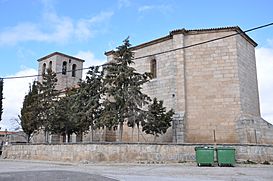 Iglesia de San Juan Bautista-Cabezas del Villar.JPG