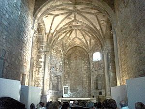 Archivo:Interior del convento