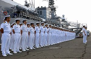Archivo:Japanese sailors jmsdf