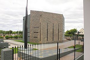 Archivo:Kirchner mausoleum