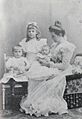 Milica Nyikolajevna and children