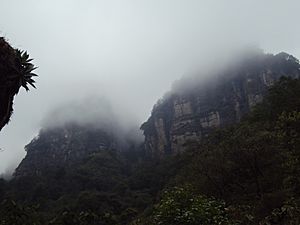 Archivo:Parte norte del Cerro de Chignautla