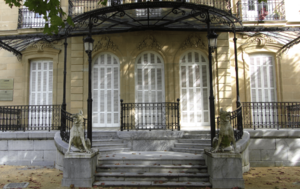 Archivo:San Sebastián (RPS 15-09-2014) Palacio de Ayete, escalinata posterior