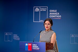 Archivo:Vocería de la Ministra Camila Vallejo (54133503750)