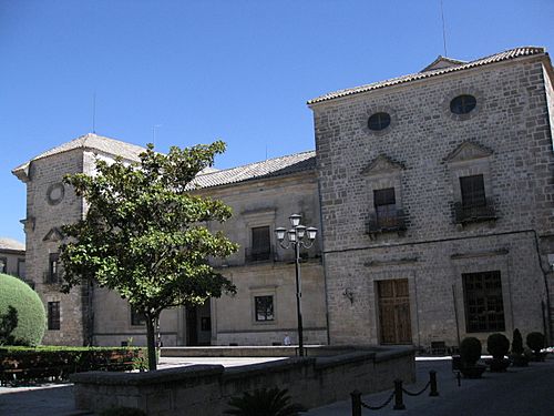 128 Plaza del Ayuntamiento, Palacio de las Cadenas