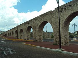 Acueducto de Chihuahua - 02.JPG