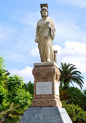Archivo:Calahorra - Monumento a La Matrona 2