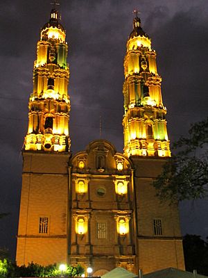 Archivo:Catedral de Villahermosa 2