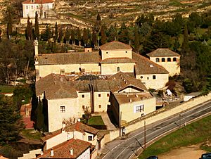 Archivo:Church of the True Cross, Segovia (2) (cropped) Convento de San Juan de la Cruz