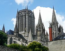 Coutances, Cathédrale Notre-Dame 03