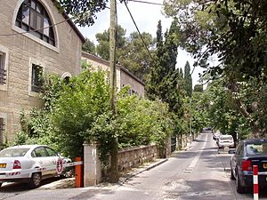 Archivo:Cremieux Street, German Colony, Jerusalem