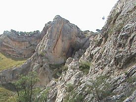 Archivo:Desfiladero Cueva del Moro