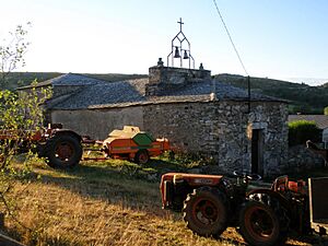 Archivo:Igrexa Santa María Madanela de Fonfría 