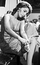 Archivo:Jacqueline Andere en El Ángel Exterminador (1962)