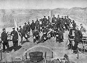 Archivo:Militares chilenos en el campamento de Antofagasta (1879)