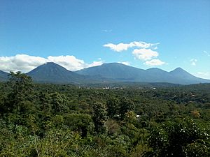 Archivo:Salcoatitán, El Salvador - panoramio (9)