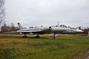 Archivo:Tupolev Tu-128UT