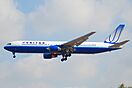 United Airlines Boeing 767-300; N657UA@LAX;21.04.2007 466fc (4288398575).jpg