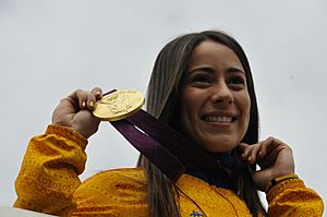 Archivo:Caravana de medallistas olímpicos (7794899172)